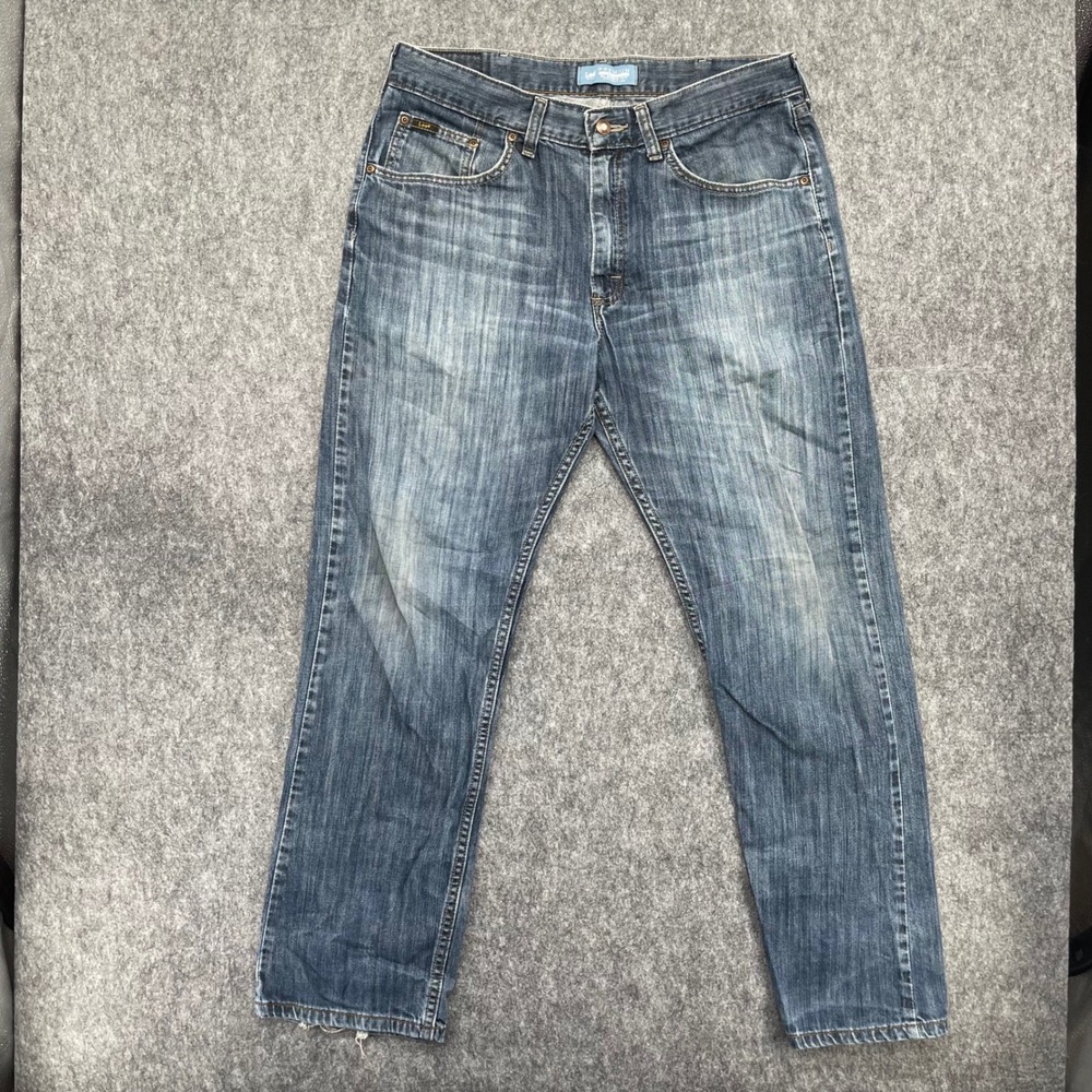 Lee Premium Jeans Mens 34x32 Classic Fit Straight Leg Medium Blue Denim